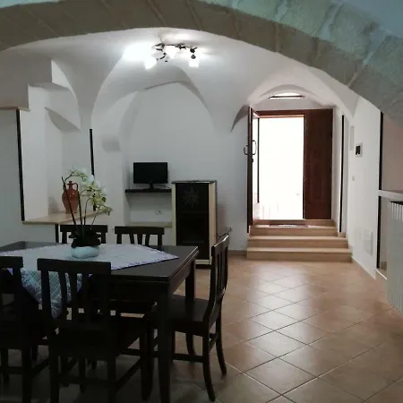 Holiday home Rovi
