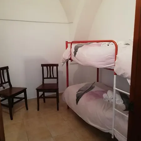 Rovi Cisternino